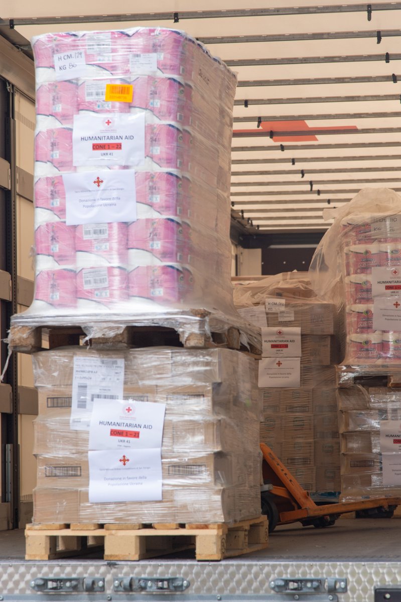 RealCasaBorbone's tweet image. Ingente donazione dell&apos;Ordine Costantiniano di San Giorgio per l&apos;Ucraina grazie all&apos;aiuto della Croce Rossa Italiana
#realcasadiborbone #crocerossaitaliana #constantinianorder