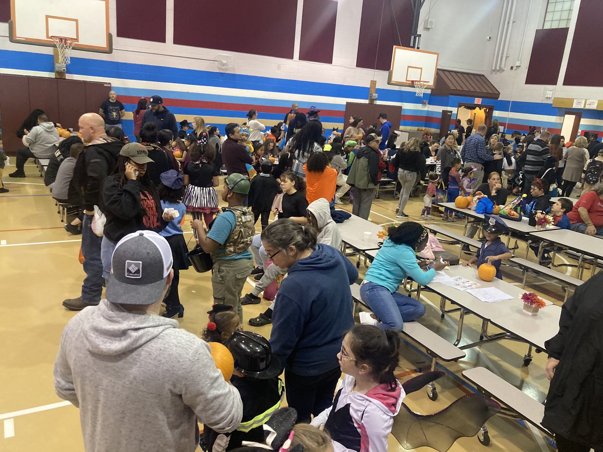 Thank you to all of our parents and faculty who came to Fallon’s Family Fun Event  on October 21. Thank you Jaswell Farms for the In-kind  donations. Thank you to Mike Glennon for delivering the pumpkins .