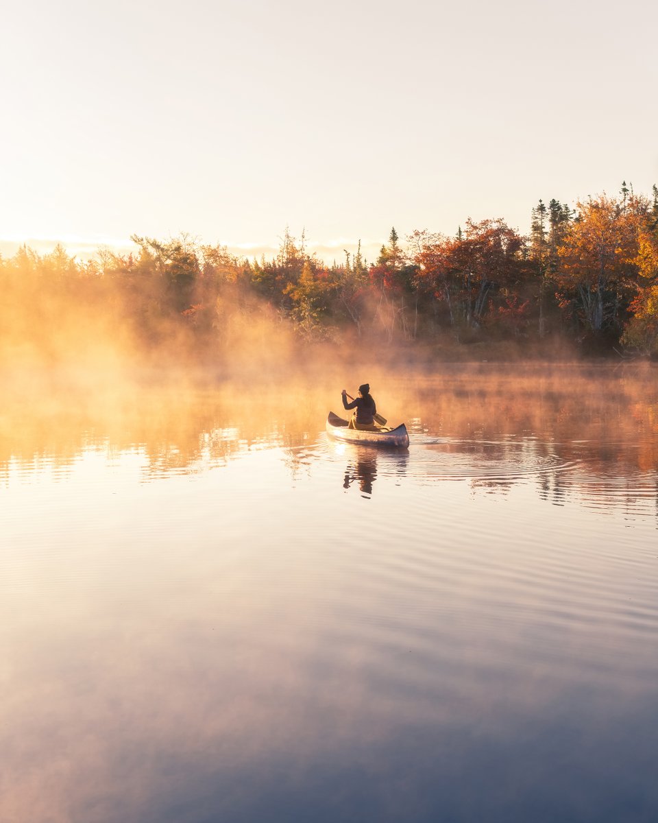 Calm mornings on the water 🍁🛶