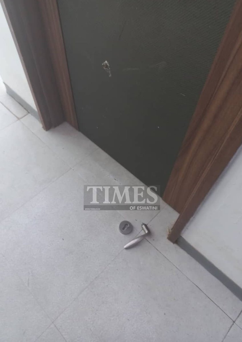 TimesOfEswatinE's tweet photo. ADMIN BLOCK TORCHED: Eswatini Medical Christian University (EMCU) administration block was torched and vandalised reportedly by some students. Police are at the scene assessing the damage... more in tomorrow's publication… https://t.co/DryX2vtYfp