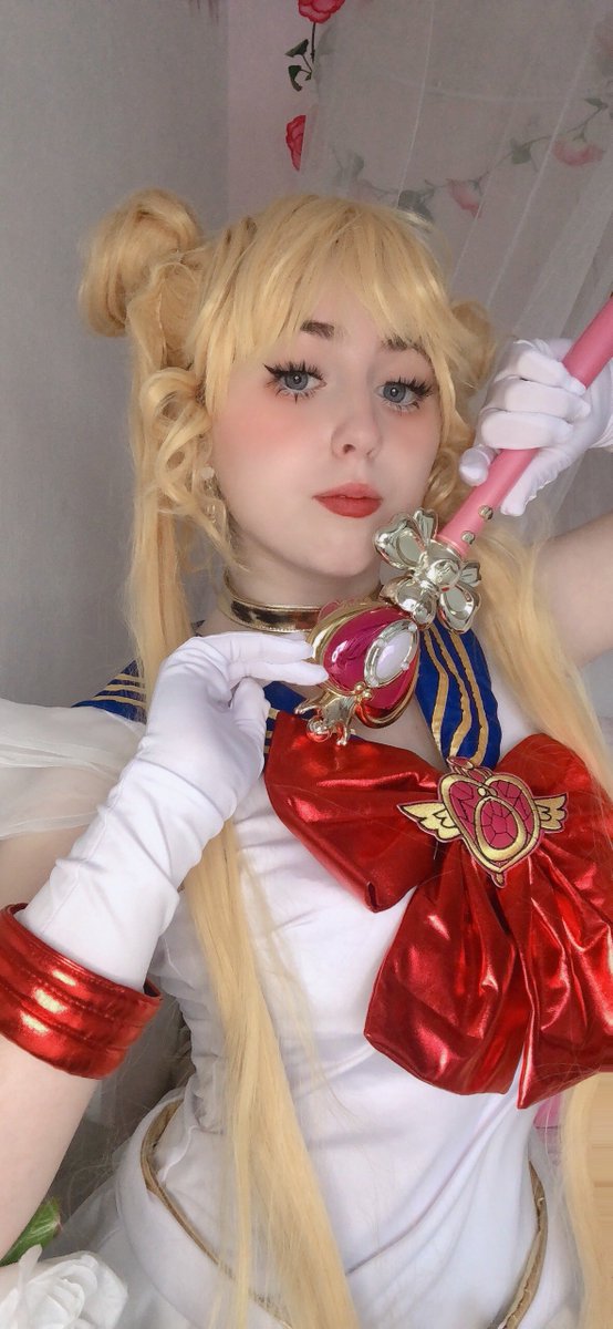 celine_cosplay's tweet photo. I forgot to post on Twitter lol #SailorMoon #sailormooncosplay https://t.co/pPMRU6dD4v