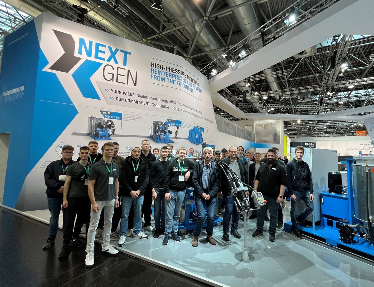 At the <a href="/K_tradefair/">K Trade Fair</a> show, everything revolves around the latest innovations. All the more important to us that our apprentices also get the opportunity to gain an insight into the latest trends. 

Find out more about your opportunities at Hennecke: hennecke.com/company/traini…