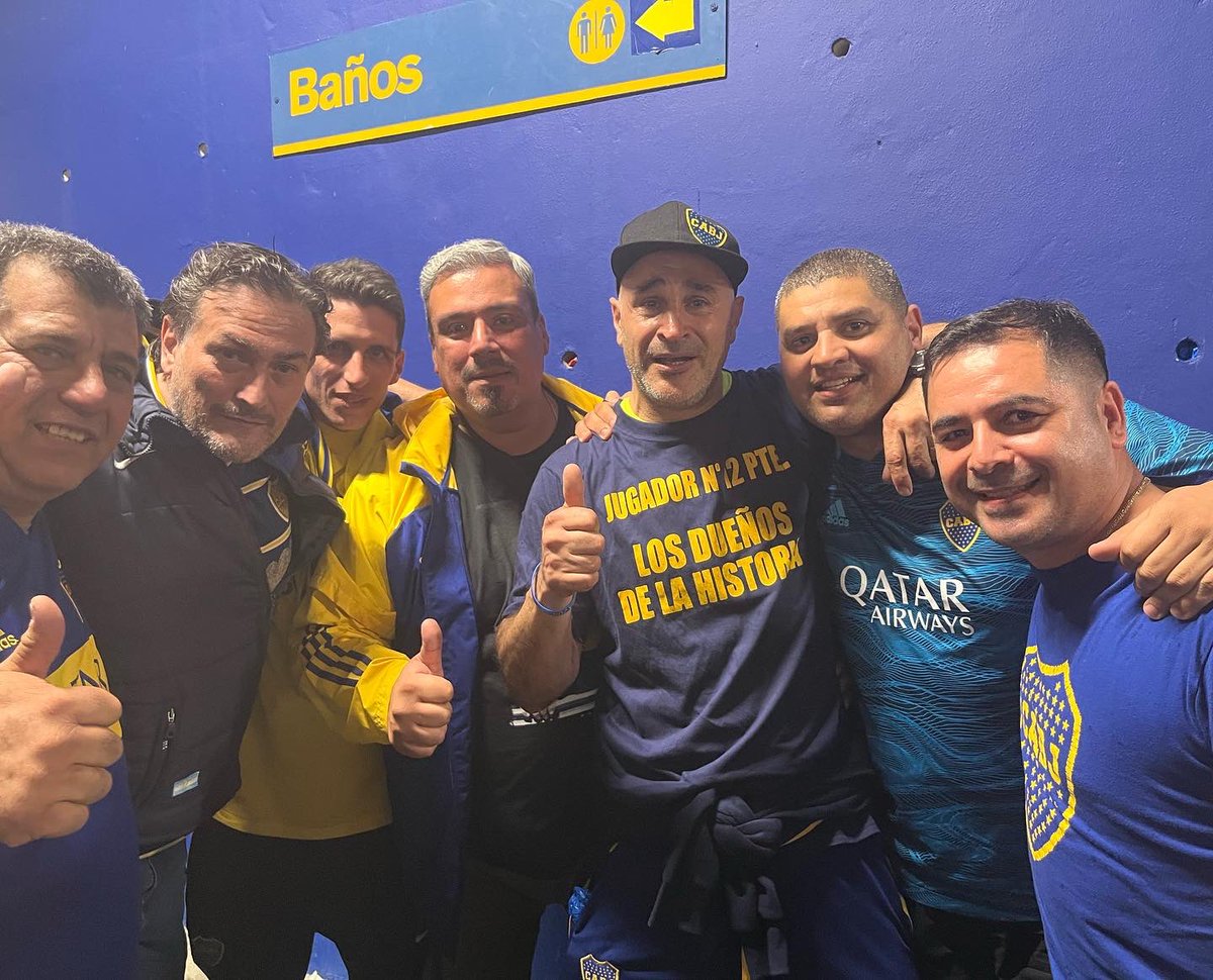 VanegasDaniel4's tweet photo. 🏆BICAMPEÓN ⭐️ 73 

Todos los momentos que viví 

Del apertura 92 hasta el bicampeón del 2022

Pasaron varios torneos
(3 décadas)

Donde nació una pasión mundial🔵🟡🔵

@BocaJrsOficial 
#bicampeón #73 #bocajrsoficial #hinchas #socios #socias #amigos #pasion#sentimientos#lamatanza https://t.co/xDGEANszaJ