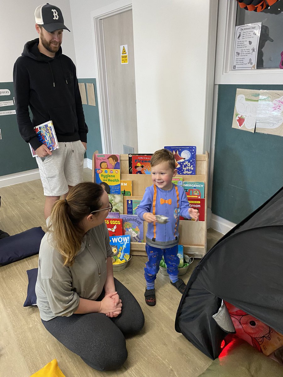 blackridge_ps's tweet photo. ELC have had great fun sharing their stories with their friends and families. @LoveWestLothian #bigbedtimeread #storytime https://t.co/wolxj3Mswd