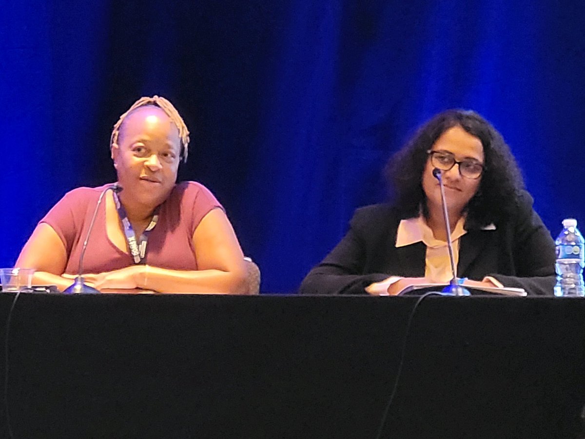raalbany's tweet photo. Speaking debut @SWOG awesome fall mtg. Enjoyed spending time with fellow advocates/friends @SupportingSWOG #swog2022 #swogonc #disparities #diversity #clinicaltrials #research #intentional #dothework #bcsm #oncoalert #dei https://t.co/CDqlENuQCV