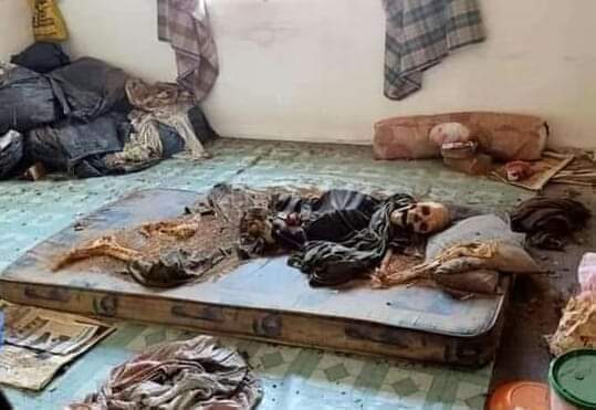 Life: A person searches all his life to create a good life for himself, but he never fulfills his dream and leaves this world without his dream.