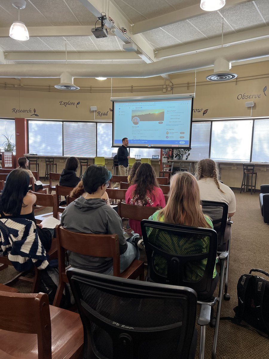CLSRatliff's tweet photo. Our next career speaker in our library today is a familiar face @CaryGroveHS- glad our gators get a chance to learn from him and what it means to be a podcaster! Thanks @matt_cozzi! #CLSEngaged #LeaveWithPurpose https://t.co/flWB9L9VQf