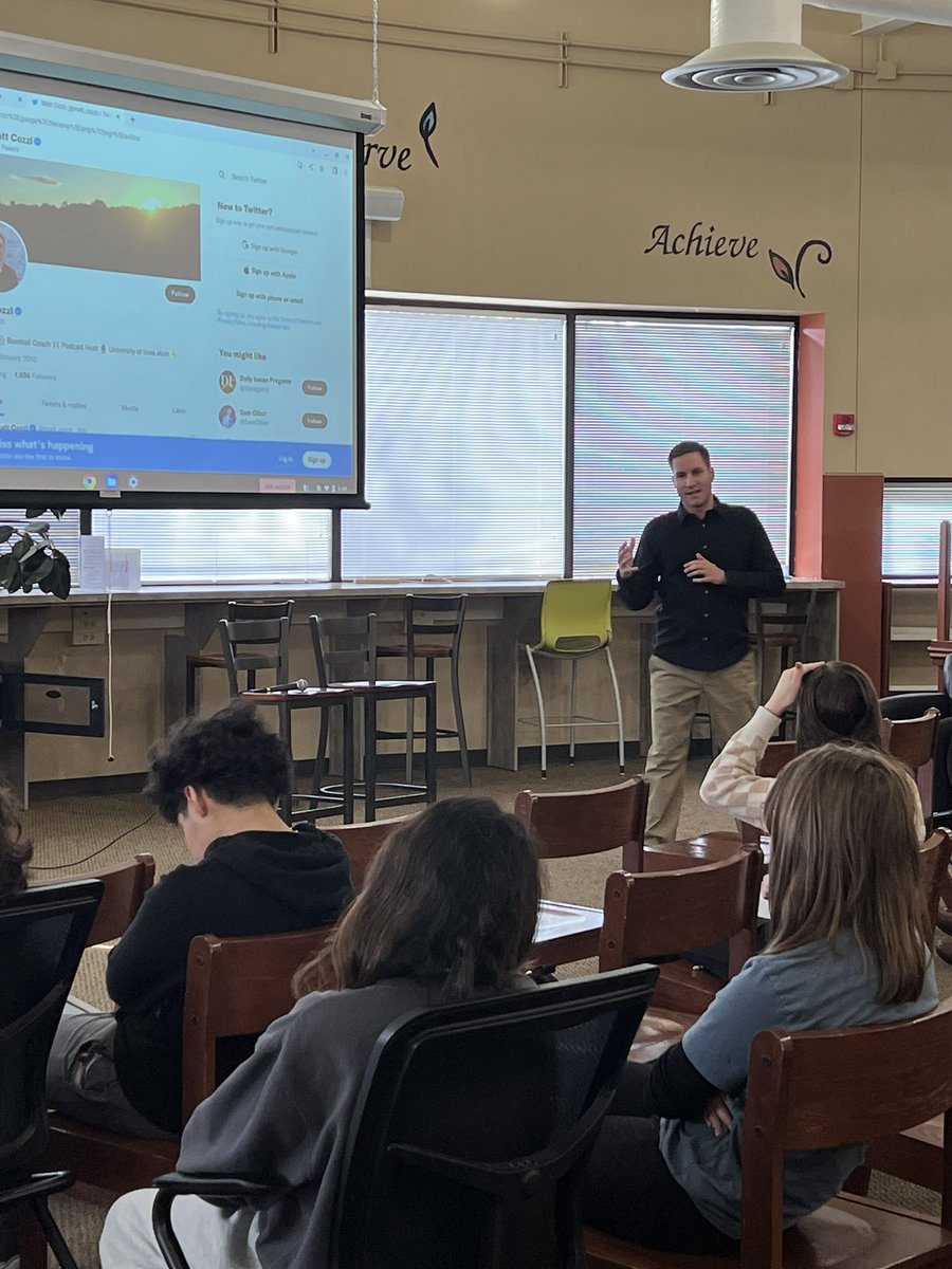 CLSRatliff's tweet photo. Our next career speaker in our library today is a familiar face @CaryGroveHS- glad our gators get a chance to learn from him and what it means to be a podcaster! Thanks @matt_cozzi! #CLSEngaged #LeaveWithPurpose https://t.co/flWB9L9VQf