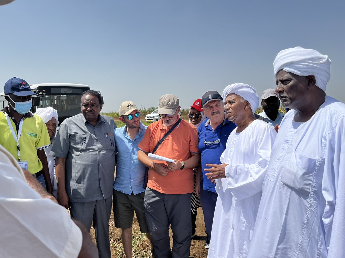 WaterResearchC1's tweet photo. Photos from yesterday’s visit to the field and The Farmers Training Center at Gezira Scheme
@WatDev1 
@ASARECA https://t.co/osLAarci5d