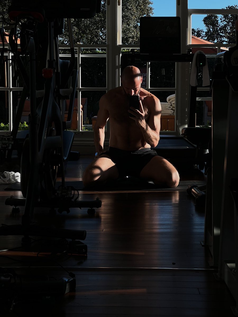 daily #workout #hairy #hunk #bearded