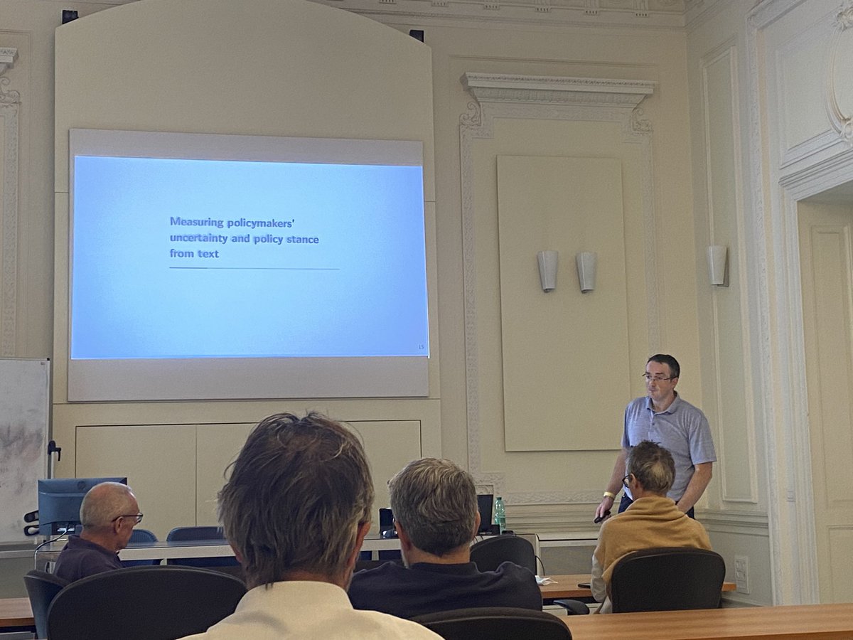 Hey #EconTwitter! 
Great seminar today at @EIEF_Rome by @mcmahonecon on “Policymakers’ #uncertainty”!

#econometrics #economics #monetarypolicy #fomc #textmining #textanalysis #inflation #textasdata