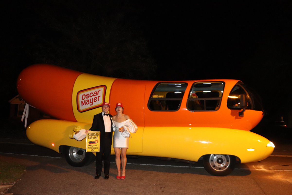 Wienermobile tweet picture