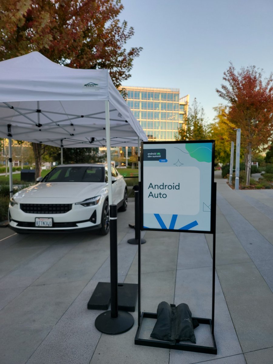madona_wambua's tweet image. Android Auto, am guessing we will test drive this 😉 #AndroidDevSummit #AndroidDev