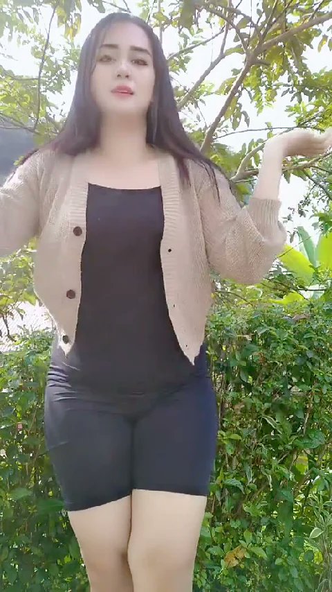 theinzaw207gma1's tweet photo. #LIKE4FOLLOW #Dance #DanceID #LIKEid #Likee
#LIKEEapp https://t.co/Jt4XJrHw9i https://t.co/AXmkMaRpg7