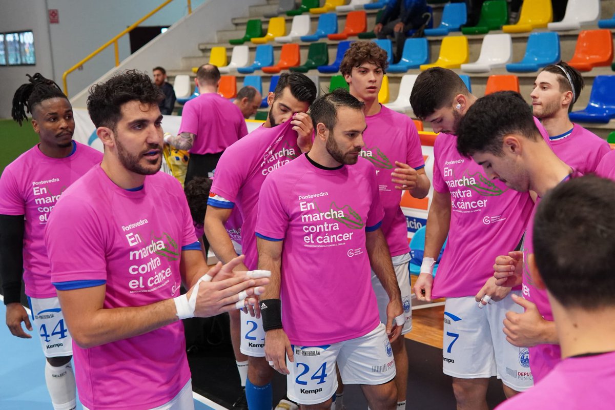 Gracias a tod@s l@s que os acercásteis a nuestra mesa 🙌 y muchas gracias a jugadores, directiva y afición de <a href="/ClubCisneBalonm/">Club Cisne Balonmano</a>  por apoyarnos y ayudarnos a visibilizar que #ElRosaEsMásQueUnColor 🥰