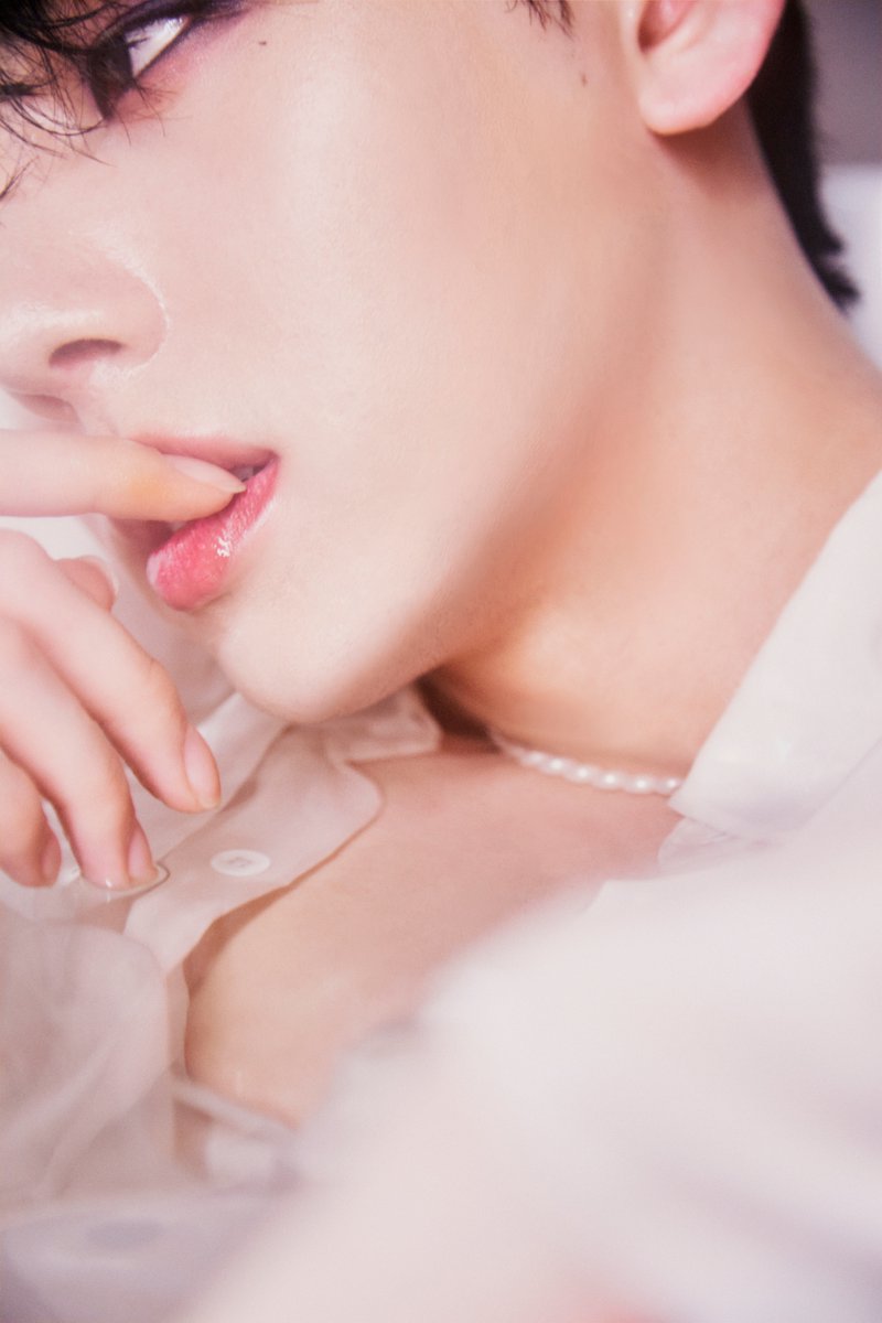 JUNGHYUN 『Young &amp; Beautiful』
2022.10.28 COMING SOON

𝘳𝘦𝘷𝘦𝘢𝘭 𝘺𝘰𝘶𝘳 𝘴𝘦𝘤𝘳𝘦𝘵

#정현 #Junghyun #The_1st #Young_n_Beautiful