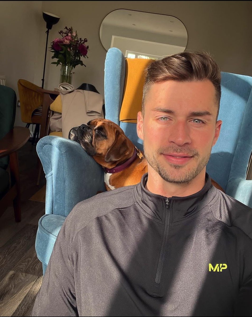 I love that guy at my back