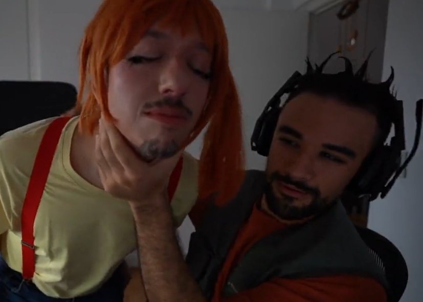 que te agarre así del cuello 😍🥵