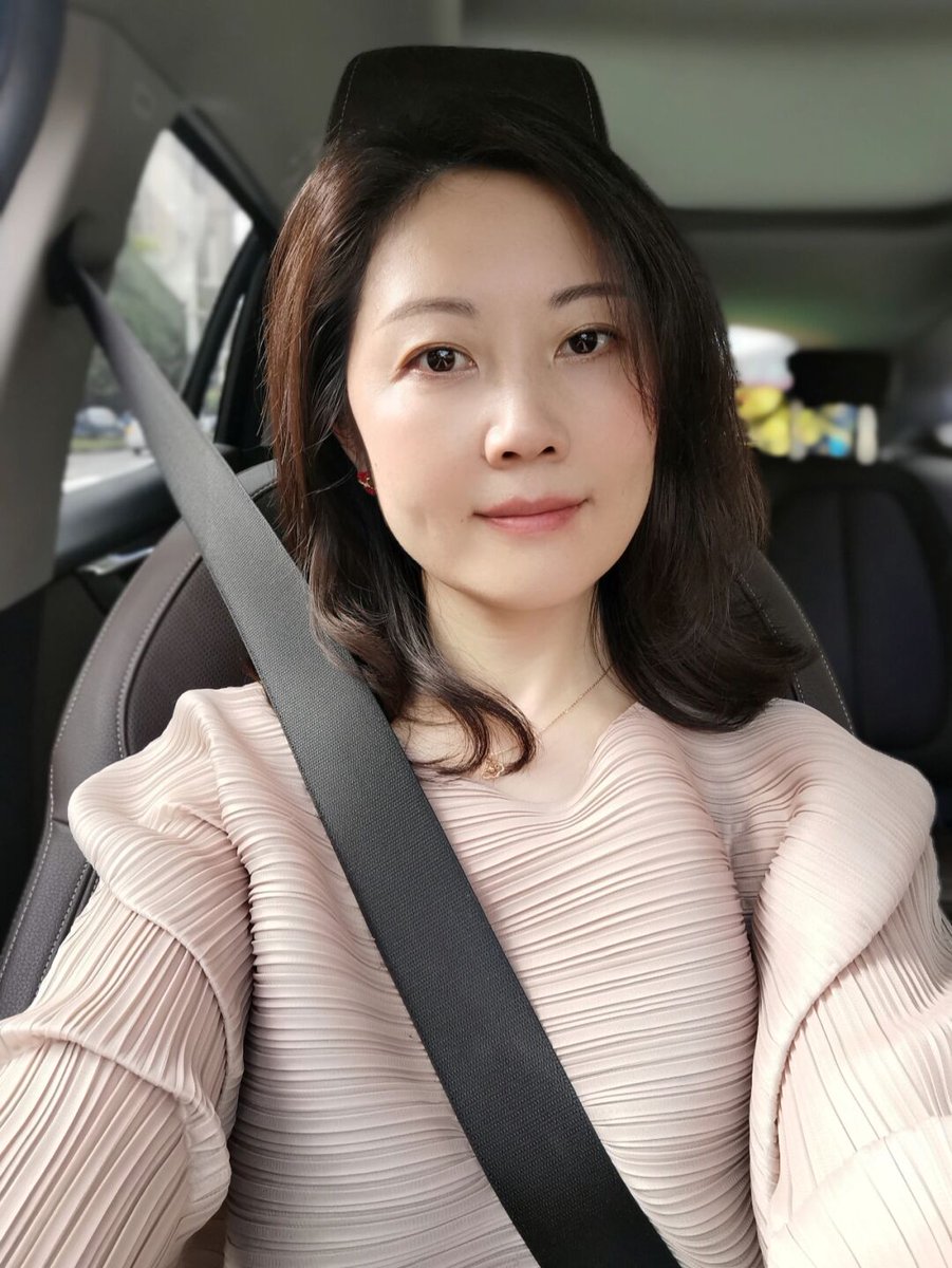 EliO8O's tweet photo. 下班就一个人在家里，看一下有几个跟我一样的，私信我看看 https://t.co/MQpDmo8t1I
