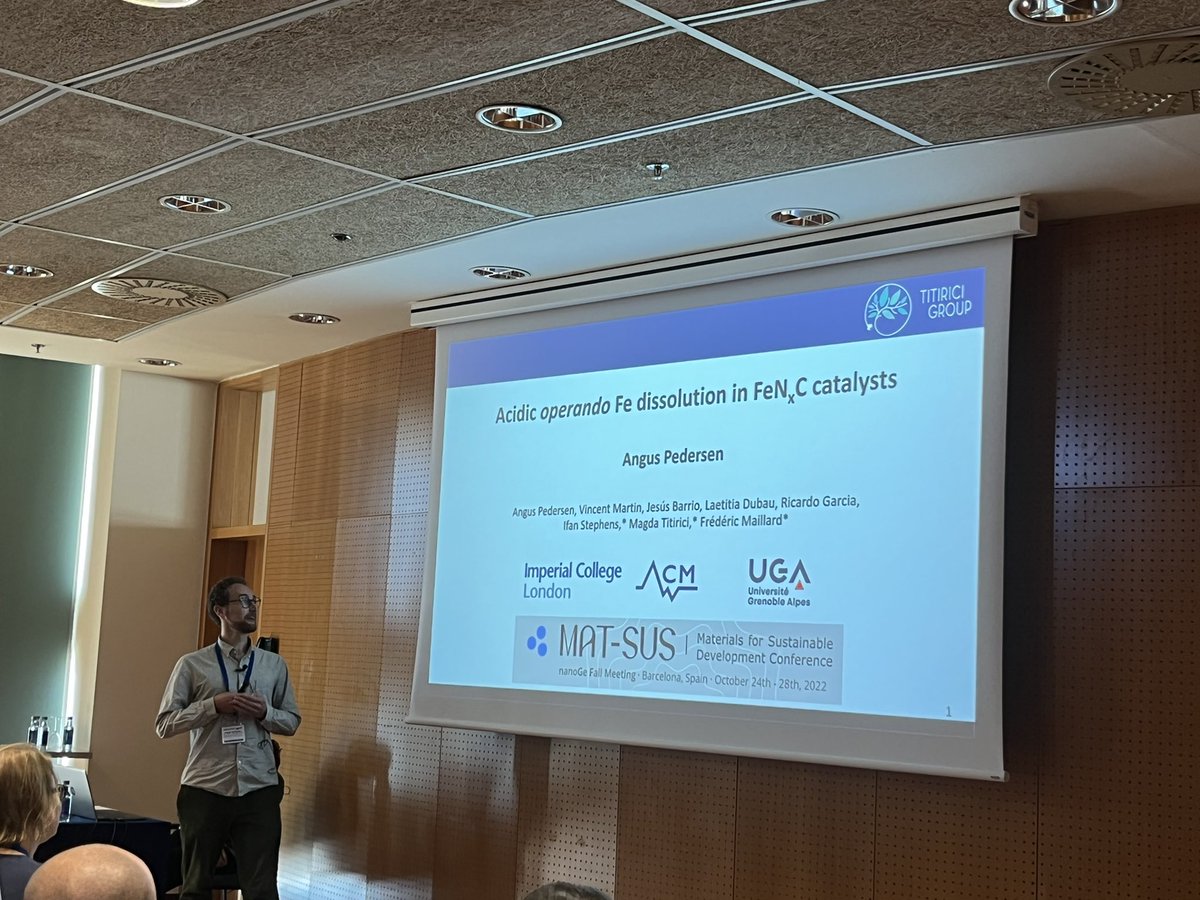 The first presentation at #matsus22 @nanoGe_Conf from our group was by @Angus_Pedersen, who presented his brand new data from LEPMI @UGrenobleAlpes probing dissolution of Fe-N-C catalysts under oxygen reduction conditions @titiricigroup @CDT_ACM