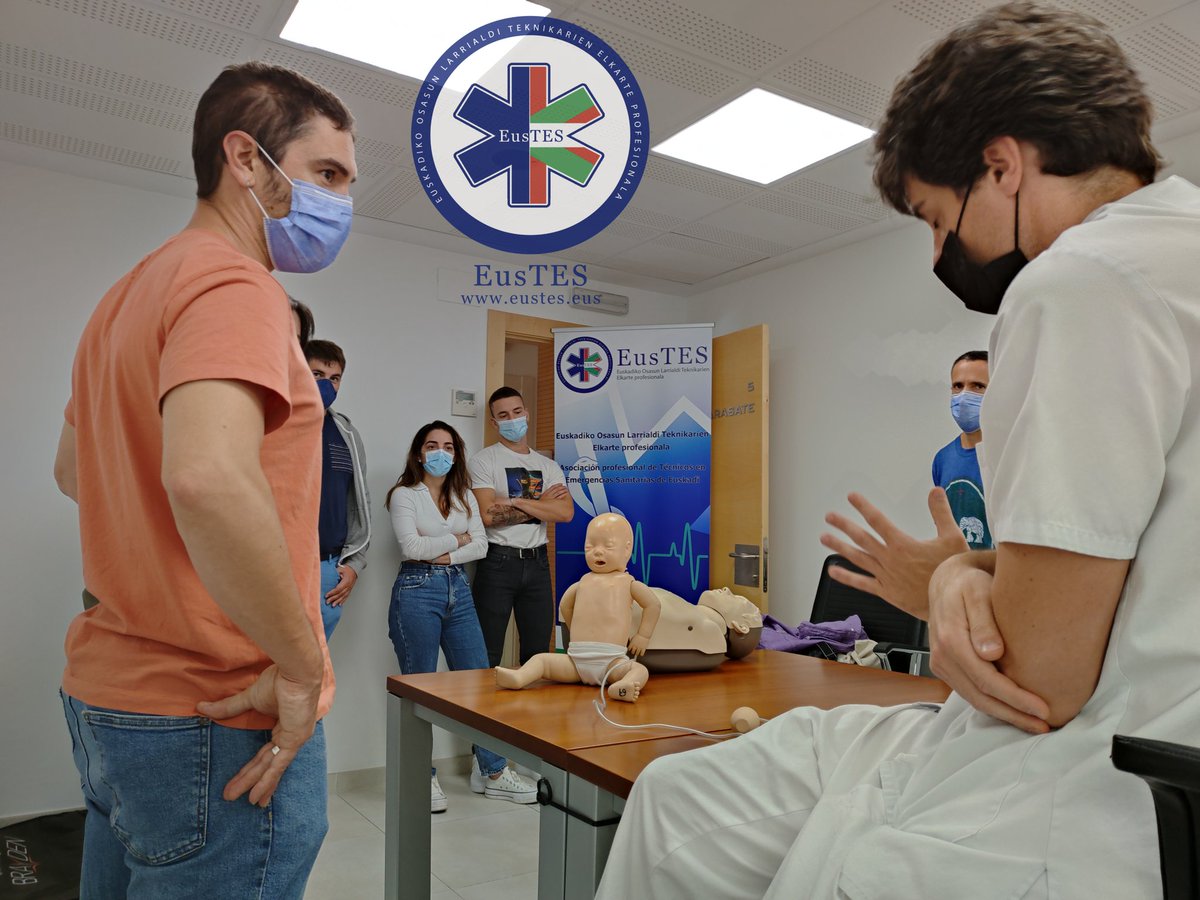 EusTES (@eus_tes) on Twitter photo Continuamos con los talleres en subgrupos para poder aprovechar más si cabe la formación en pediatría. Un lujo contar con <a href="/IGangoiti/">Iker Gangoiti</a> y con Edurne como docentes.
Mila esker a ambos y a <a href="/OSIEECruces/">OSI EEC - Hospital Universitario Cruces</a> y <a href="/supcruces/">Urgencias de Pediatría - Hospital de Cruces</a>
Eskerrik asko a los TES presentes por seguir formándose.
#TESVisible Continuamos con los talleres en subgrupos para poder aprovechar más si cabe la formación en pediatría. Un lujo contar con <a href="/IGangoiti/">Iker Gangoiti</a> y con Edurne como docentes.
Mila esker a ambos y a <a href="/OSIEECruces/">OSI EEC - Hospital Universitario Cruces</a> y <a href="/supcruces/">Urgencias de Pediatría - Hospital de Cruces</a>
Eskerrik asko a los TES presentes por seguir formándose.
#TESVisible