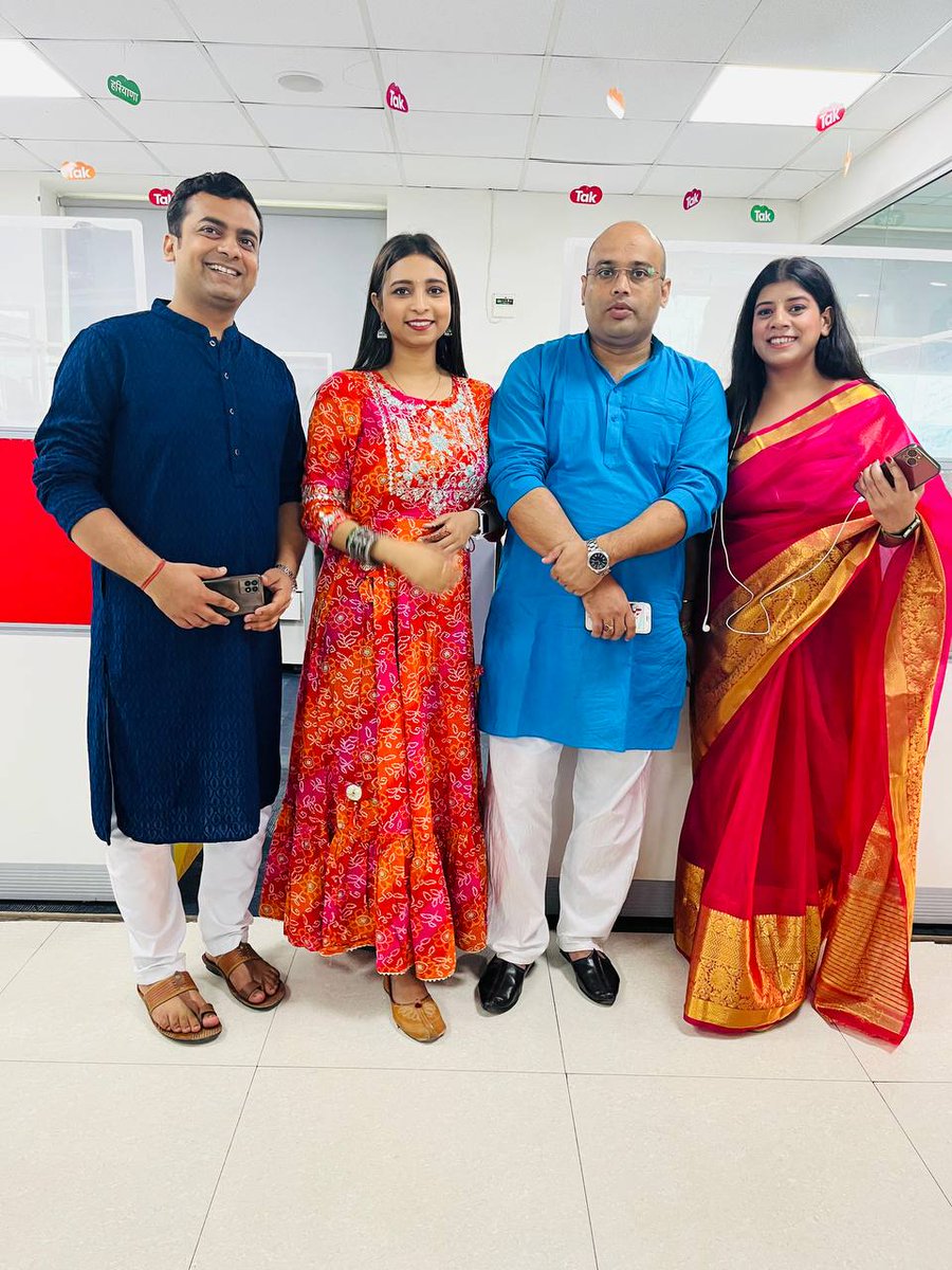 mansiragini's tweet photo. ये दिवाली आपके जीवन के अंधकार को मिटाए और रौशनी से भरा भविष्य लेकर आए 

#HappyDiwali #HappyDeepavali 
#Deepavali https://t.co/Juf07mhpwP