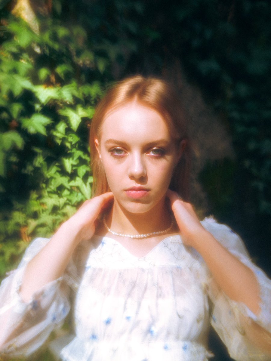 Selezenkaaa's tweet photo. Allez petite série pour fêter ça, j'ai testé les filtres cokin en shoot et merci jean parce que c'est juste INCROYABLE ( ça fait 1 mois que j'attends de retoucher bordel ) que du love
#photography #colours #portrait #cokin https://t.co/DvmFN1YeVG