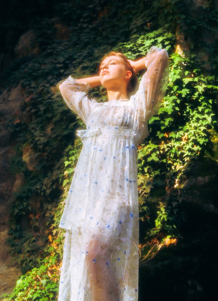 Selezenkaaa's tweet photo. Allez petite série pour fêter ça, j'ai testé les filtres cokin en shoot et merci jean parce que c'est juste INCROYABLE ( ça fait 1 mois que j'attends de retoucher bordel ) que du love
#photography #colours #portrait #cokin https://t.co/DvmFN1YeVG