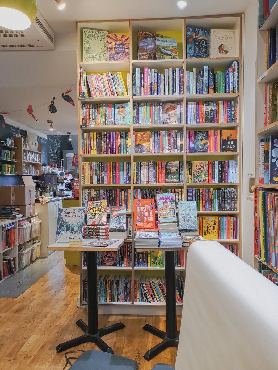 raahatkaduji's tweet photo. Big thank you to @Ink84Books for hosting my first #ImNotScary event on Sunday!! It was a lovely turnout and there're a few signed books left if you're in the area 🦇✨ https://t.co/4capnJhAeB