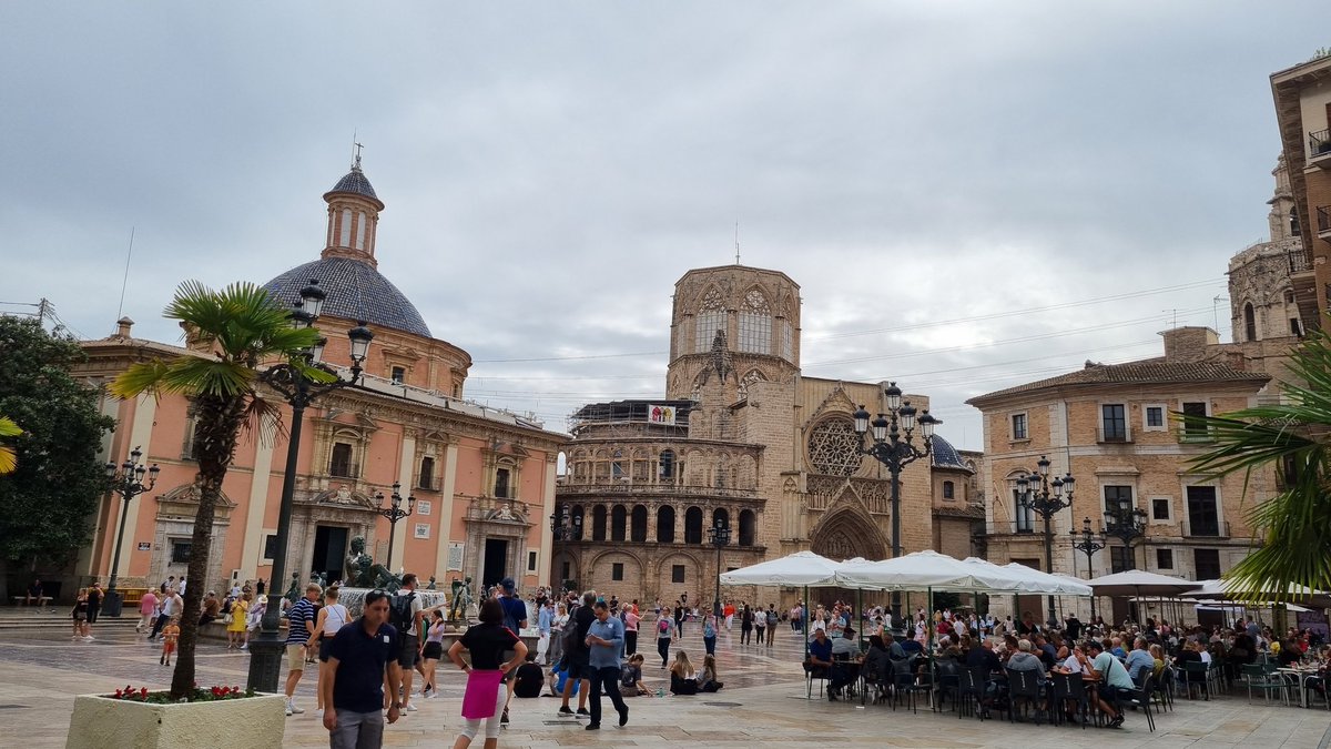 I'm in Valencia for the #CO2SMOS M18 general assembly meeting!

#H2020 #Valencia #Chemistry #PhD