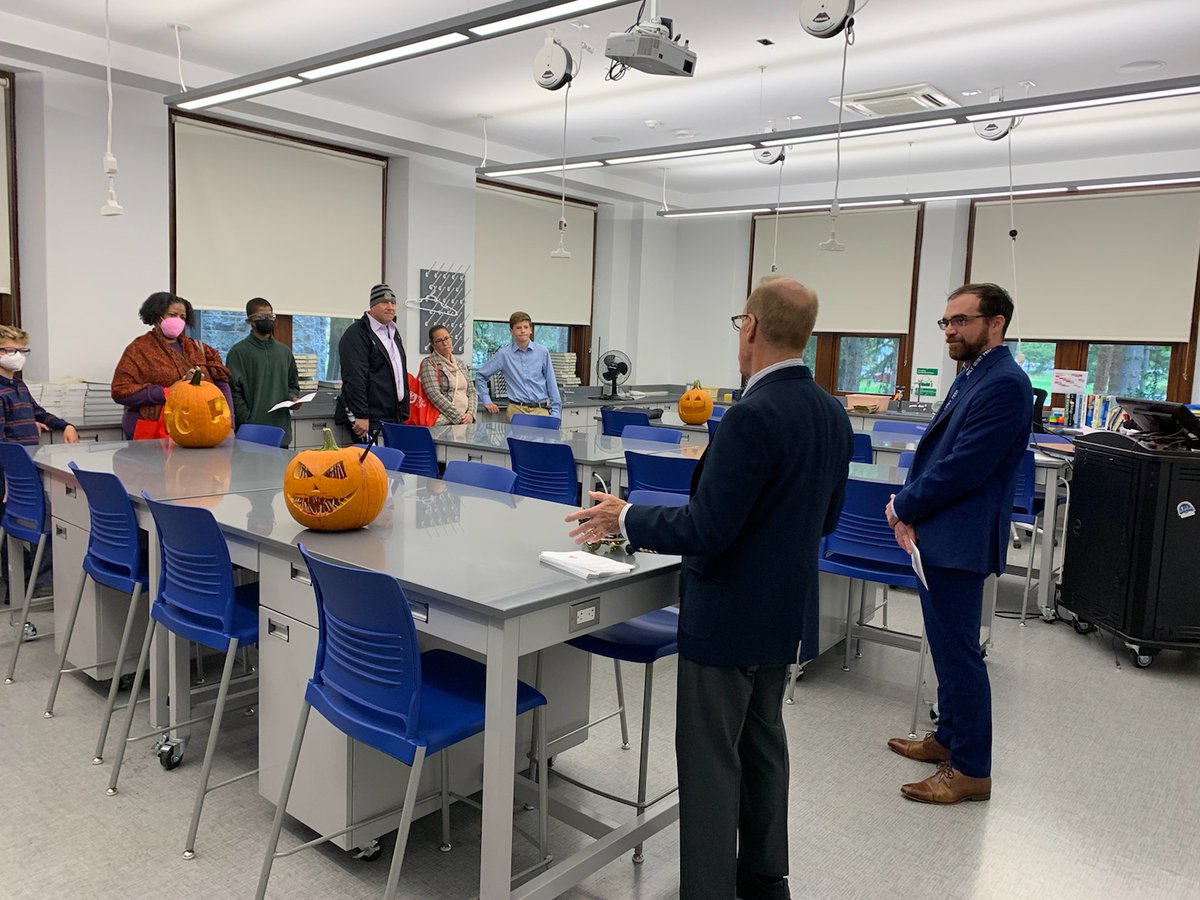 HolyGhostPrep's tweet photo. Thanks to the over 150 families who visited the @HolyGhostPrep Open House yesterday. We hope that you left with a greater understanding of the terrific programs/people here at Ghost. #ThinkPremier #ThinkGhost https://t.co/jg90d4SZM9