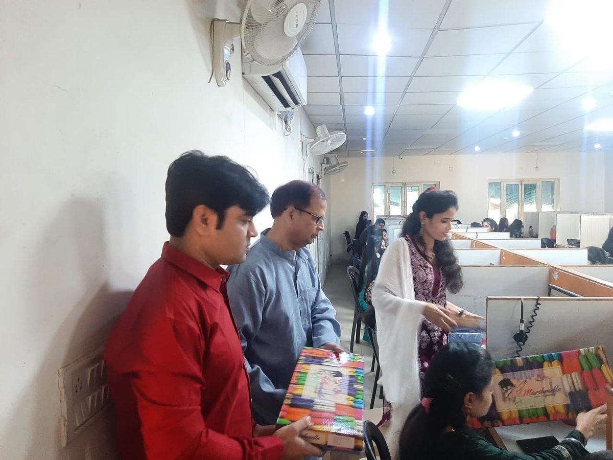 Dakshinanchal Vidyut Vitran Nigam Limited tweet media