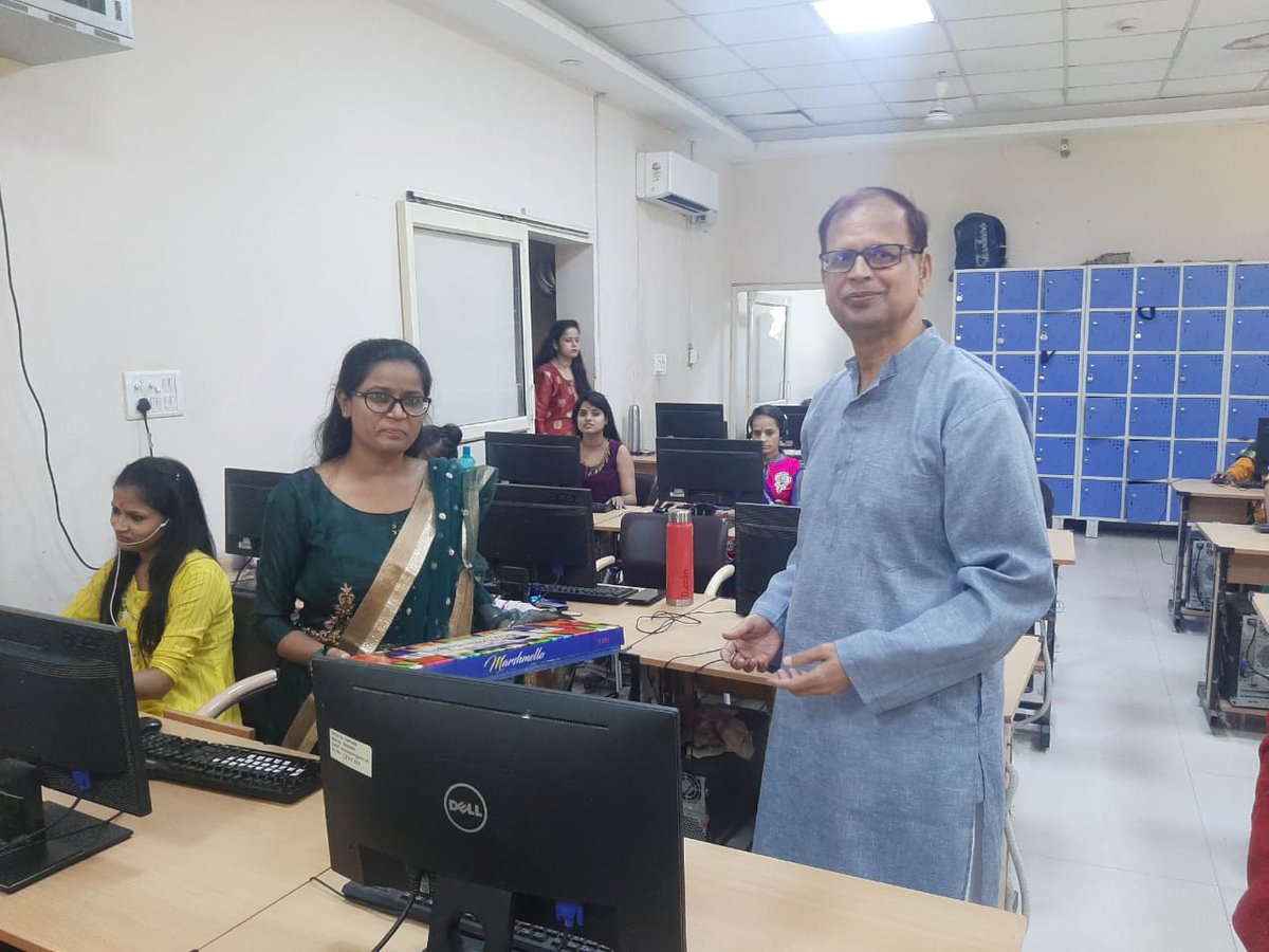 Dakshinanchal Vidyut Vitran Nigam Limited tweet media