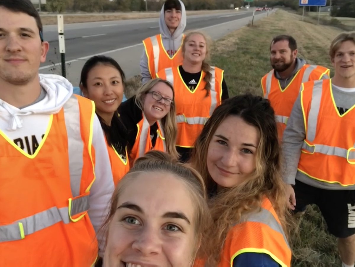 It’s #homecomingweek and we’re getting things ready for all our alum, keeping our highway clean! <a href="/ESUAlumni/">Emporia State</a> <a href="/ESUAlumniAssoc/">EmporiaStateAlumni</a> <a href="/ESU_HPER/">HPER</a> #StingersUp 🖤💛