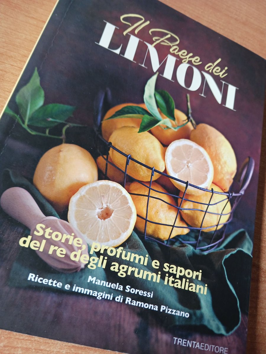 Bello più di un libro di avventure! 🍋 Introdotto dagli #arabi e poi da pellegrini e crociati dalla #Terrasanta, il #limone oggi è simbolo identitario dell'area del #Mediterrano. Ma in Italia su 100 limoni venduti, 27 sono di importazione. <a href="/FrancescoLollo1/">Francesco Lollobrigida 🇮🇹</a>, facciamo qualcosa?