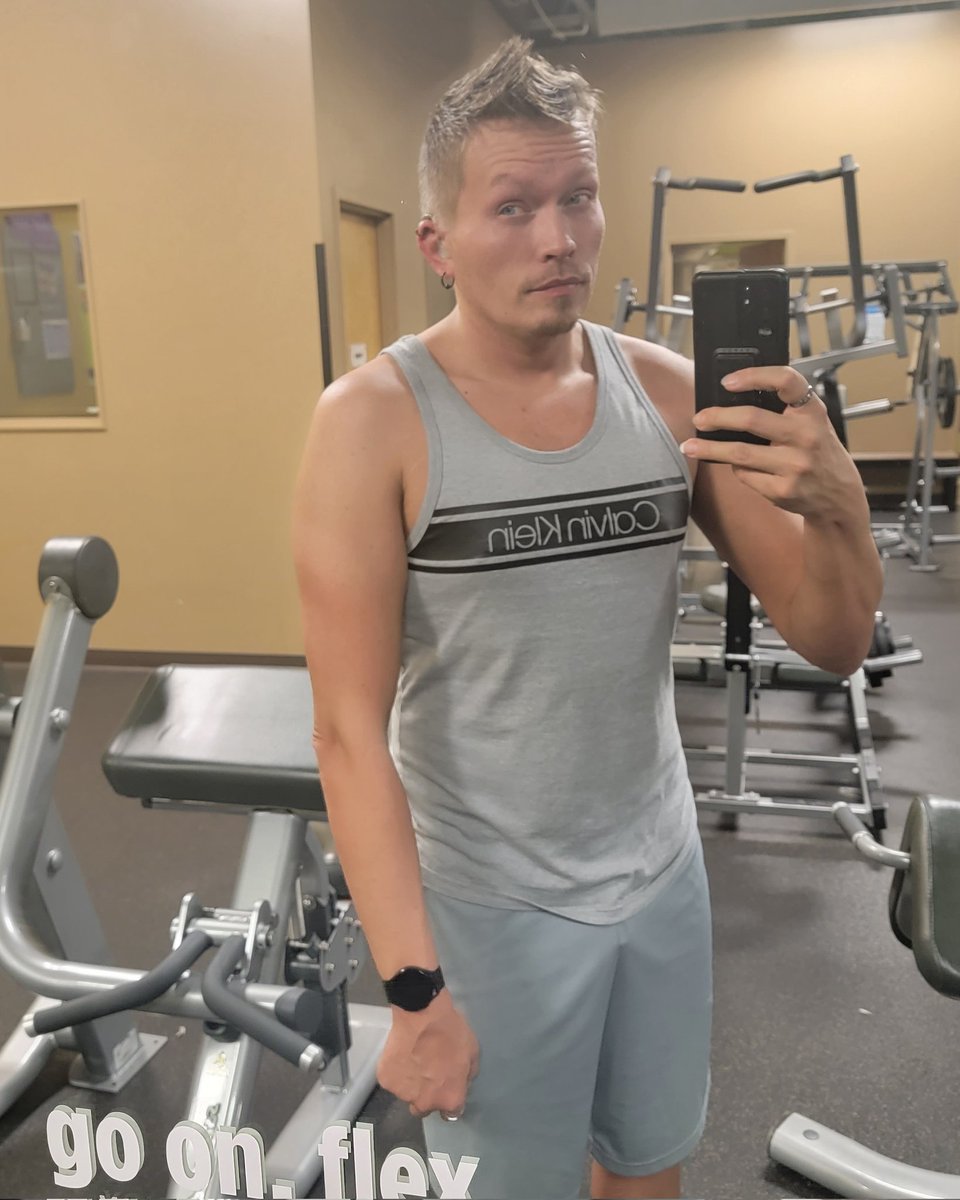 JCPolka86's tweet photo. #gymselfie #gay #gaymale #gayman #gayselfie #gayguy https://t.co/fHZ1zS9ePC