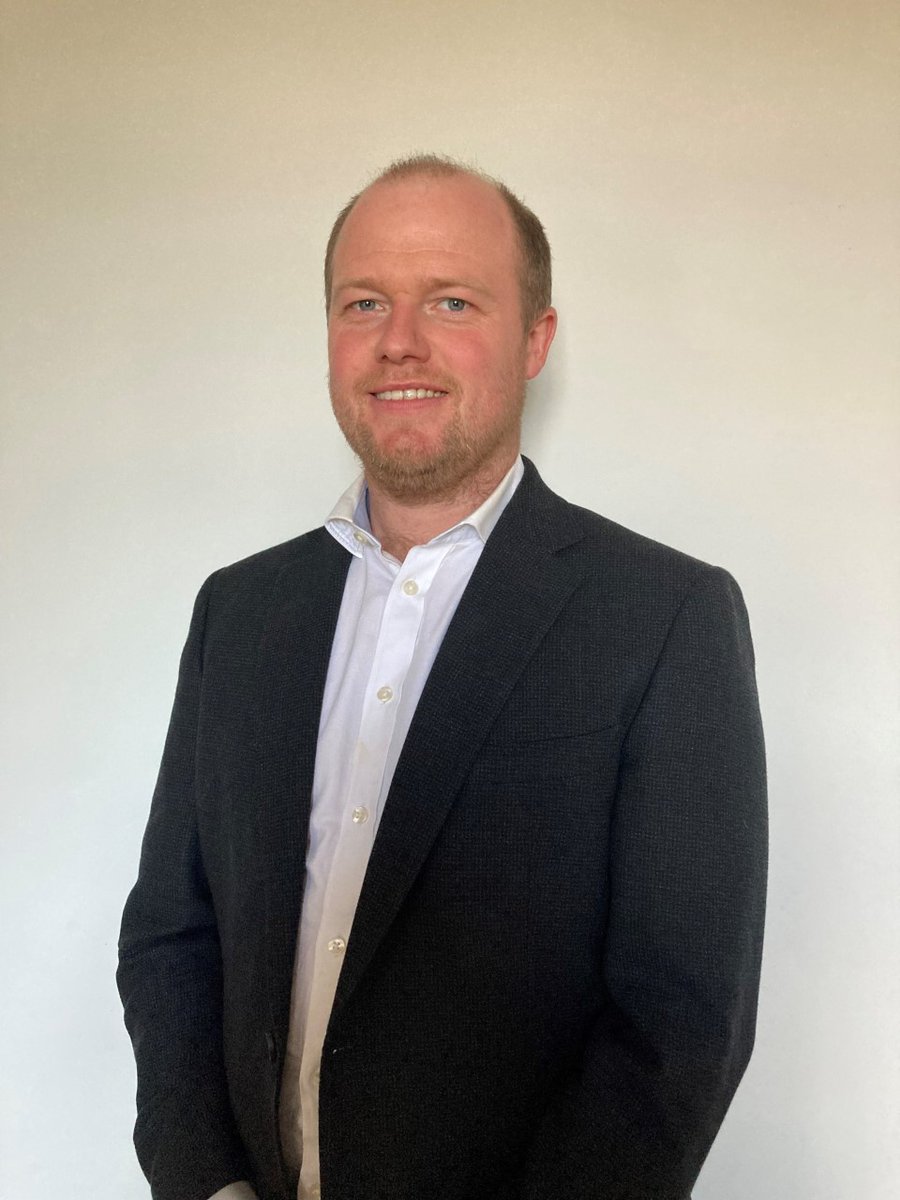NuffieldFarming's tweet photo. Our next 2023 Scholar is Oxfordshire farmer and Founder of OX3 Greens, William Brown.

His Scholarship aims to find synergy between traditional &amp; vertical farms. William is jointly sponsored by the Central Region Farmers Trust and The Food Chain Scholarships.

#arable365 https://t.co/KKybmLMwho