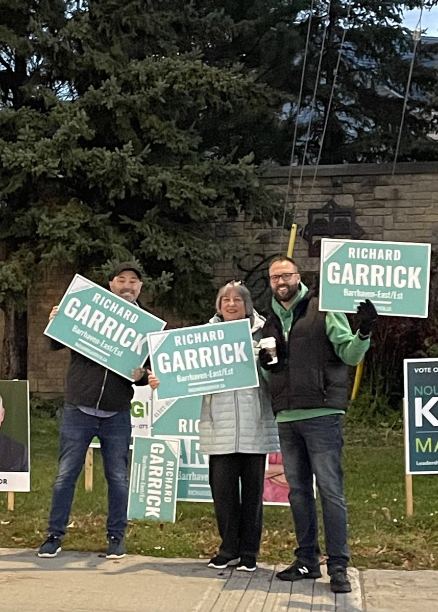 Bright and early start for Team Garrick in #BarrhavenEast - don’t forget to get out and vote today, #Ottawa! #ottvote <a href="/GarrickWard24/">Richard Garrick</a>
