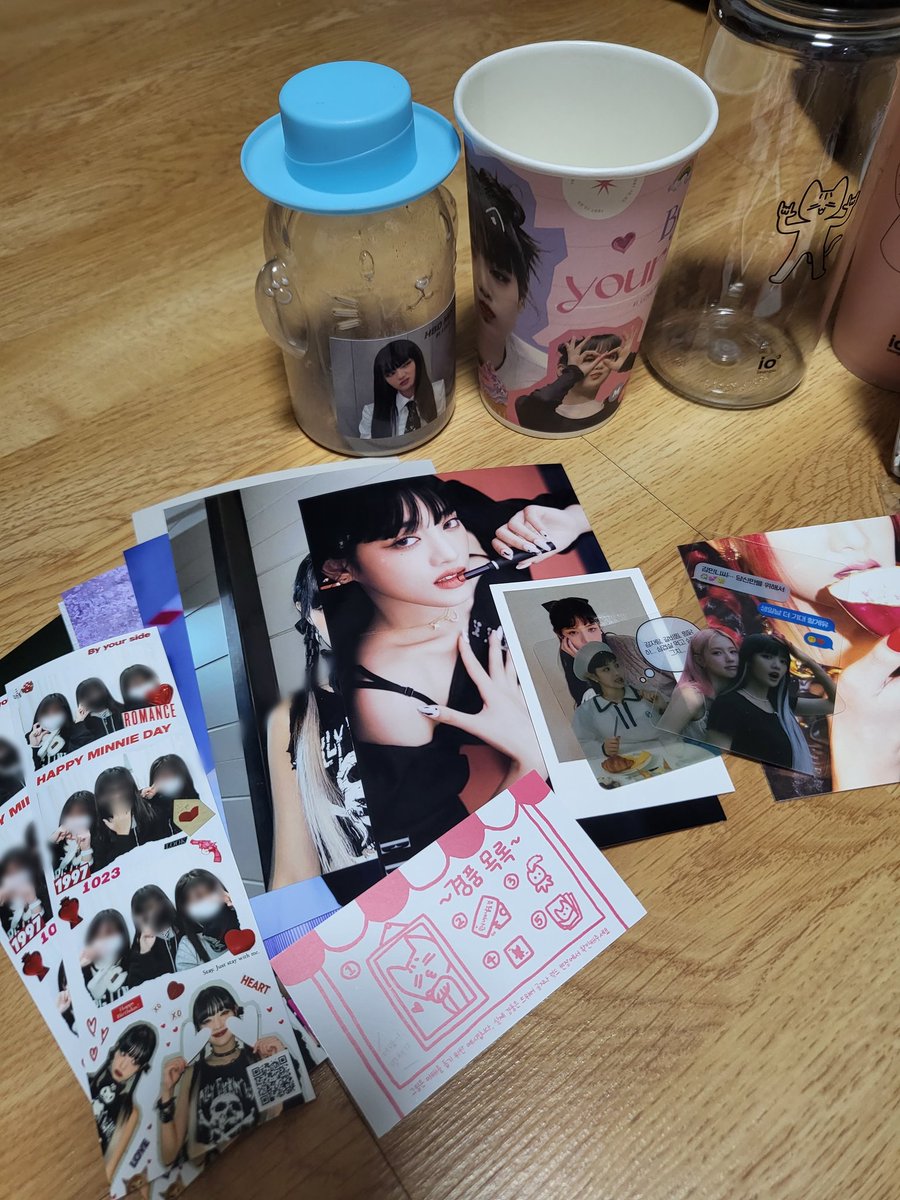 슈로 tweet media