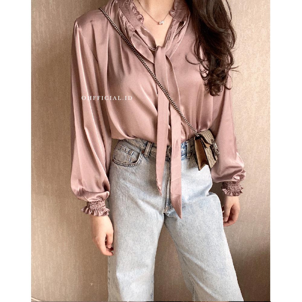 gaeranium's tweet photo. Rekomendasi Blouse Satin ✨️

A thread

🔗 https://t.co/lxaqH6ZvdQ
🔗 https://t.co/wQWQrzauP6
🔗 https://t.co/3UDEte9TOw
🔗 https://t.co/6VfEnKXtcE https://t.co/KNYZVN94LC