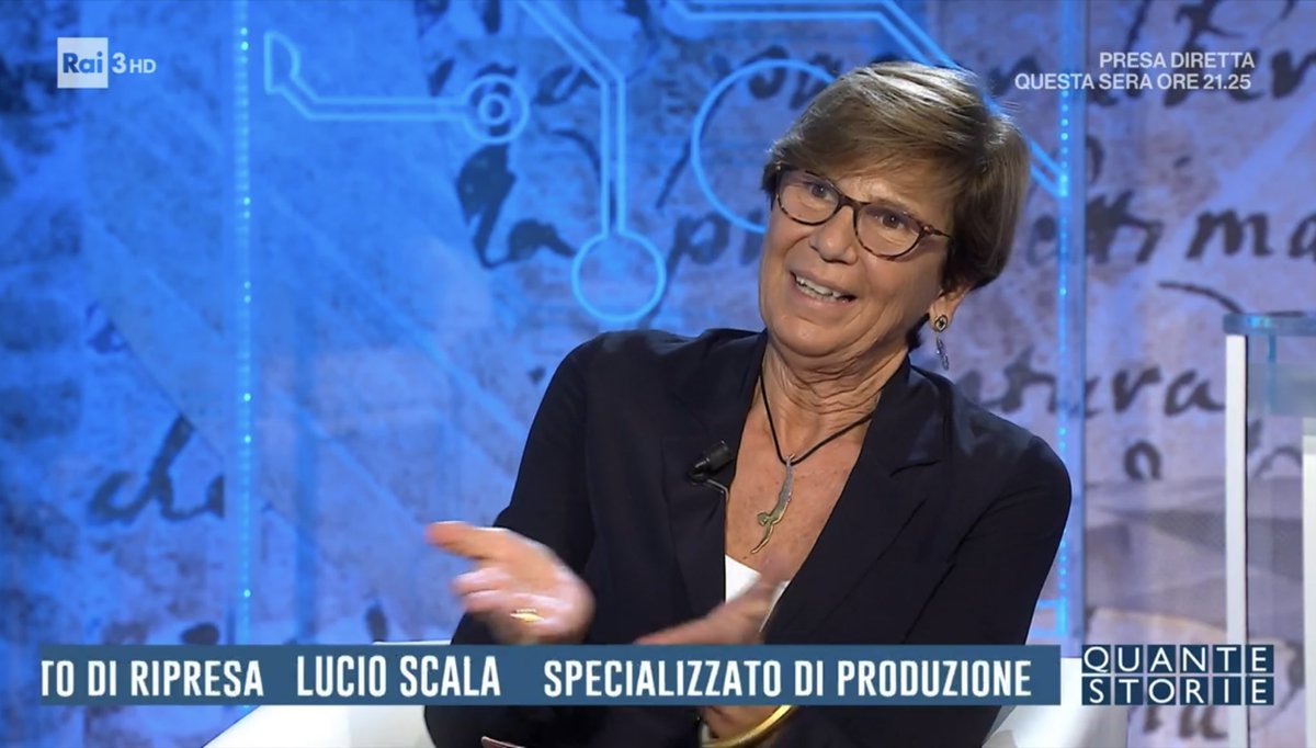 Nerys__'s tweet photo. #RacheleFurfaro “La cultura è fatta di esperienze, come la lettura. Invece, bisogna dirlo, la scuola disaffeziona alla lettura, basta guardare i nostri libri di testo” #QuanteStorie @QuanteStorieRai #LaBuonaScuola @feltrinellied https://t.co/LFrohNtT6R