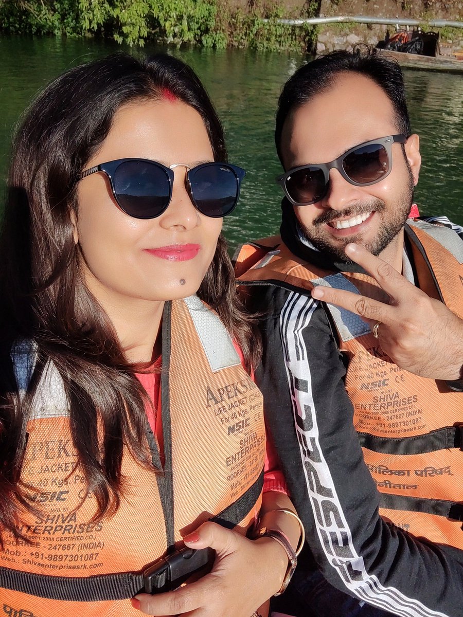 Wishing you all a very happy and prosperous Diwali, Everyone ❤️ May this #Diwali bring unbound happiness in your life😍