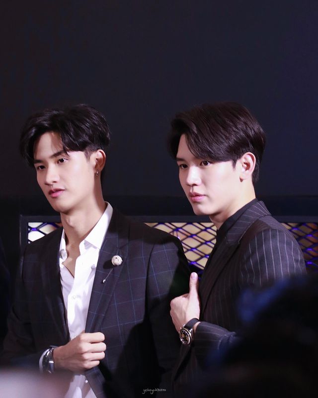 Vhinnew's tweet photo. TayNew AU Oneshot🔞

◣ Lustful ◥

Tay dan New selalu punya cara untuk memulai kegiatan panasnya. Menyentuh, meraba dan memanjakan satu sama lain adalah caranya untuk menuntaskan hasrat yang muncul. https://t.co/8iplilnPpD