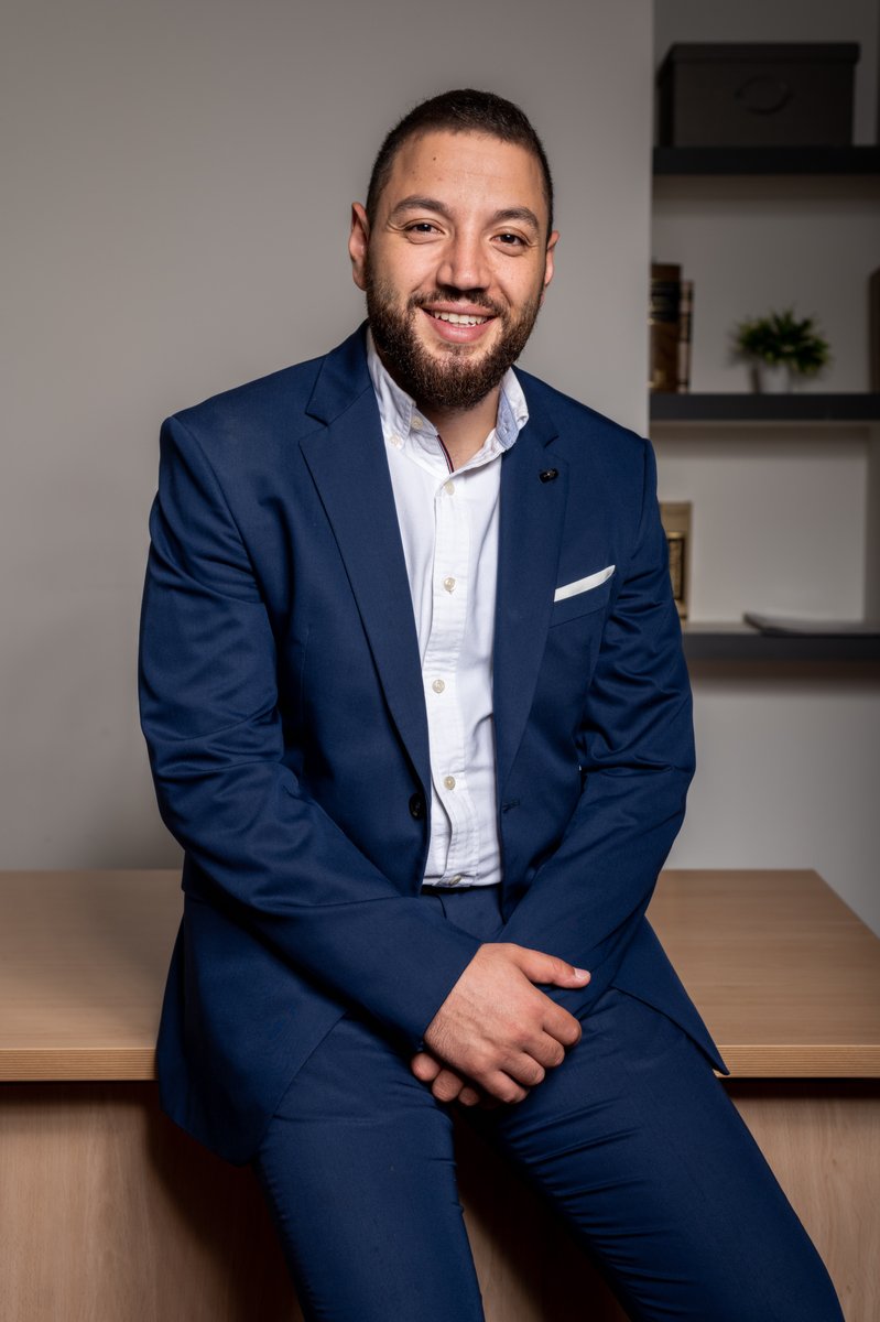 pybabogados's tweet photo. ISMAEL EL BOUZAKRI:

⚖️Abogado de Penal y Extranjería

📚Graduado en Derecho (URJC) + Máster de Abogacía (URJC)

🌍Árabe bilingüe + Inglés B2

☺️Optimismo, trabajado duro y empatía. https://t.co/axVykiYBeN
