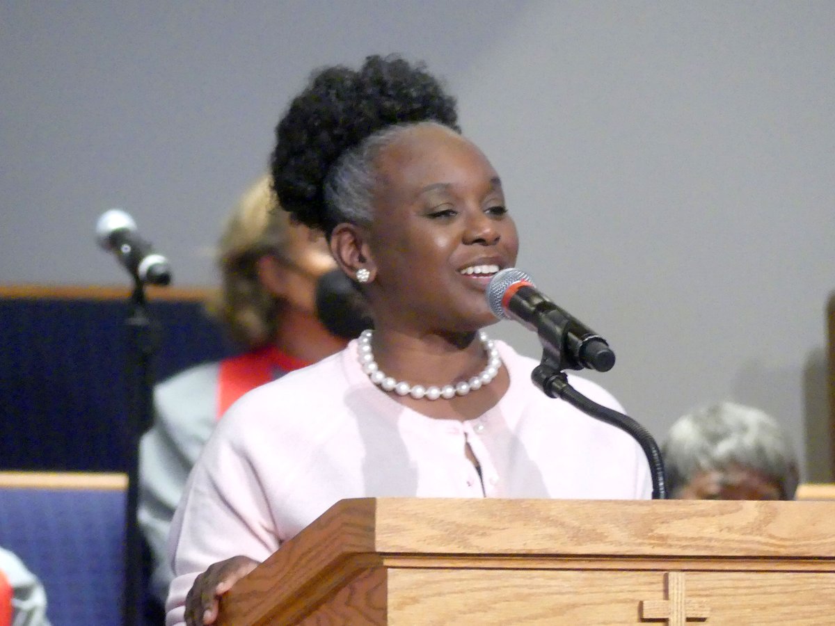 CascadeUMC's tweet photo. Pastor Agnes Harvey preached a heartfelt sermon today as we commemorated Breast Cancer Awareness month. She reminded up that faith requires actions! God bless you and your family this week. #cascadeumc https://t.co/buwmBnARPj