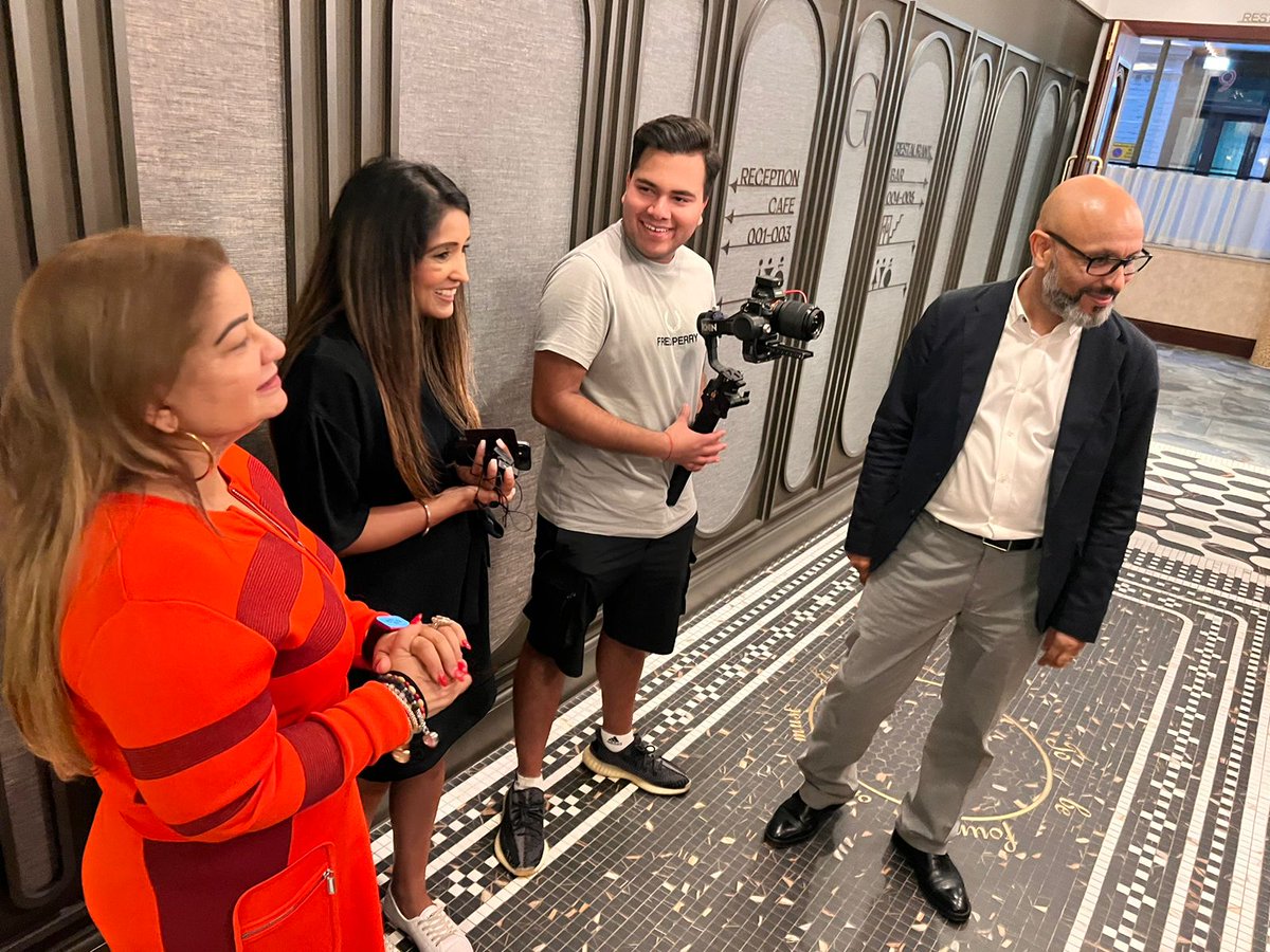 KeyIntDesigns's tweet photo. Thank you @britasiatv for your time filming our bespoke designs at @lostpropertystpaul

@dominvsgroup
#luxuryinteriors #hotelinteriors #luxuryinteriordesign #hotelinteriordesign #londoninteriordesign #londoninteriors #hospitalitydesign #luxuryhotels #keyinteriors https://t.co/eJJUXbmoJH