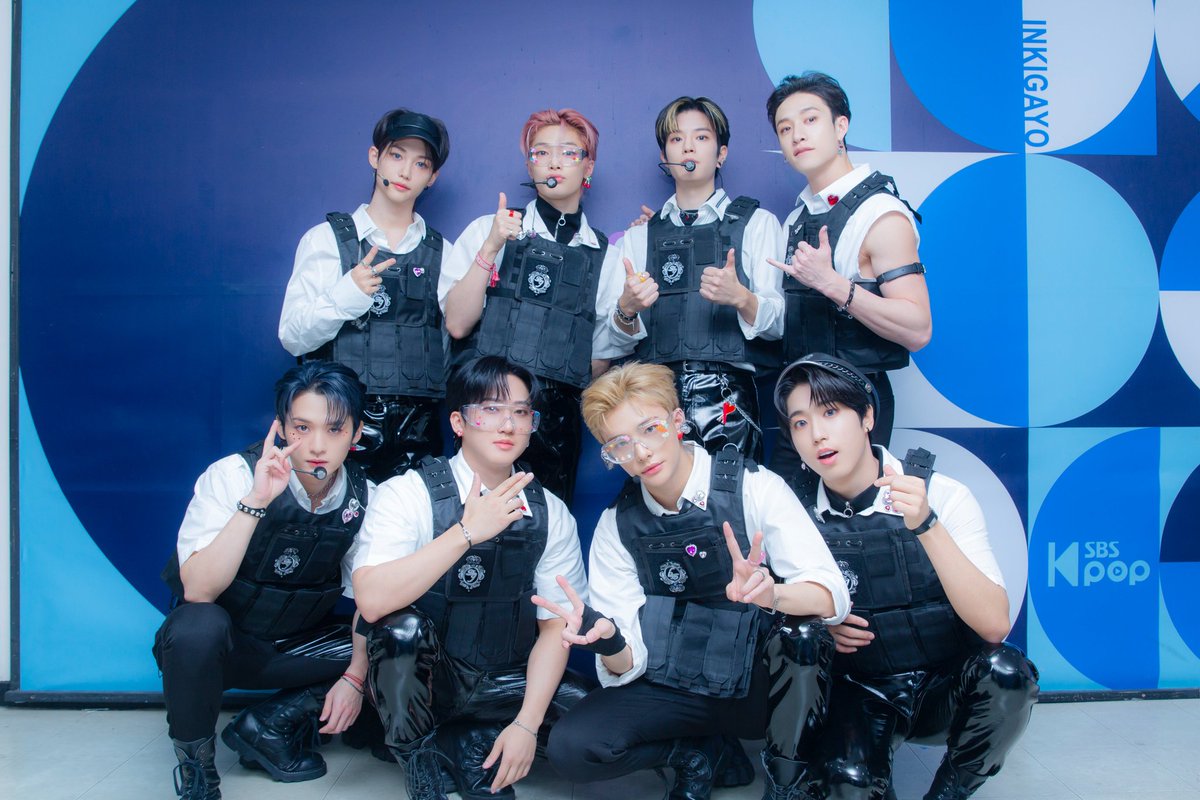 FainaTerrible's tweet photo. I vote #Straykids    for worldwide fans choice top 10 #MAMAVOTE https://t.co/4eGcUGdtzg