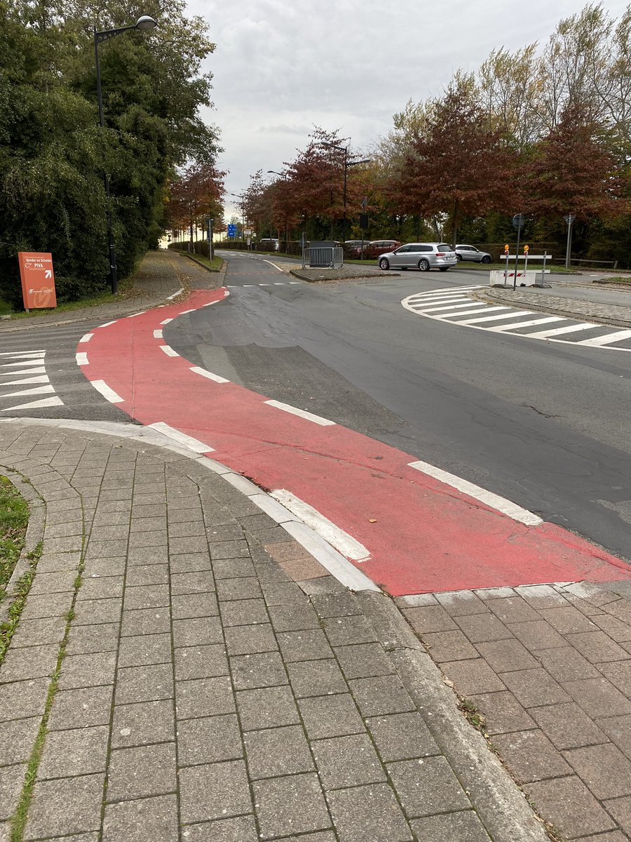 MattWinfield2's tweet photo. So much to like about streets in Flanders. But the priority for people on bikes &amp; walking is brilliant! https://t.co/EBvYZN0jF2