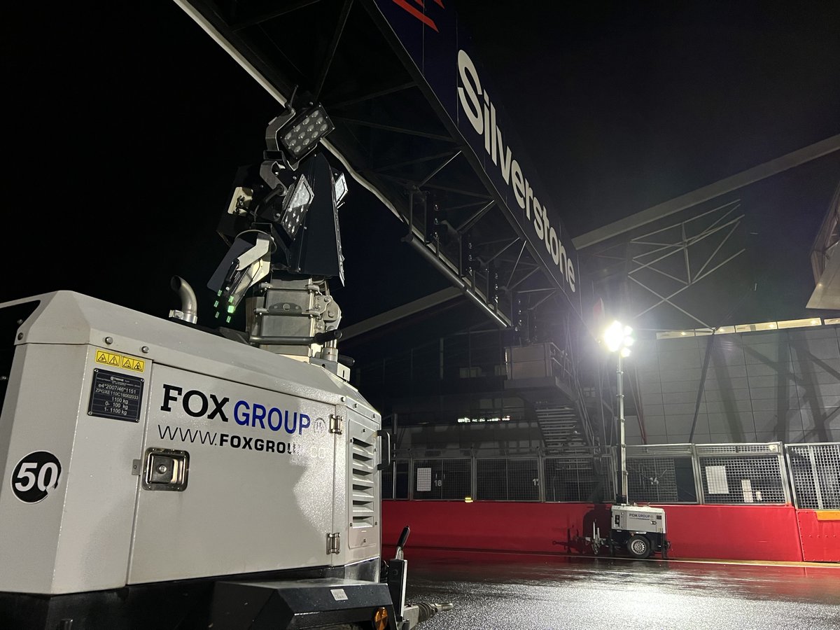 cmpplanthire's tweet photo. 𝙃𝙚𝙮 𝙋𝙪𝙙𝙨𝙚𝙮! 🧸💛

We were delighted to donate two lighting towers to the BBC film crew for this years Children In Need 💛

We certainly made a friend for life in 𝙋𝙪𝙙𝙨𝙚𝙮 𝘽𝙚𝙖𝙧 🐻🩹 https://t.co/OuUYlLqRZm