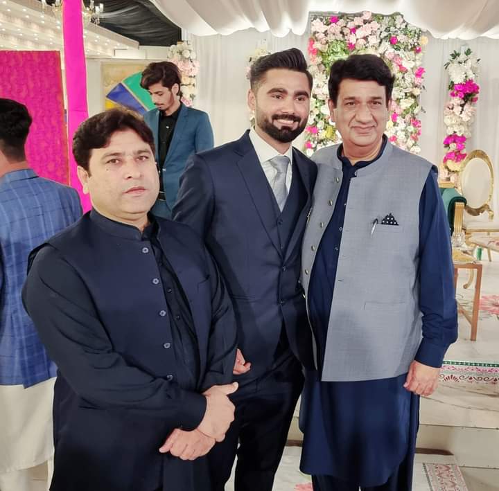 M_N_Haider's tweet photo. بہاولپور کی متحرک سیاسی سماجی شخصیت ،سابق میئر بہاولپور و مرکزی جنرل سیکرٹری مسلم لیگ ن یوتھ ونگ پاکستان عقیل نجم ہاشمی کی منیب علوی کے دعوت ولیمہ میں شرکت
#TeamHashmiPK
@MaryamNSharif
@AqeelNHashmi https://t.co/age0tDadat